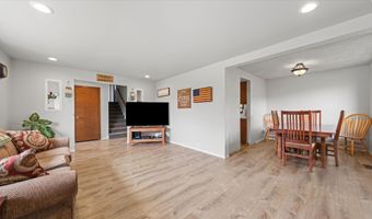 7 W Wagon Wheel Pr NW, Benton City, WA 99320