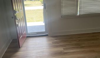 8 Raymond St, Andrews, SC 29510