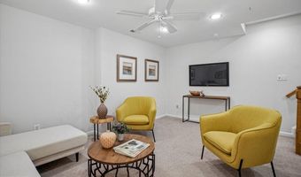 2422 14TH St N, Arlington, VA 22201