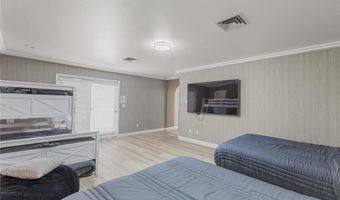 7471 Darby Ave, Las Vegas, NV 89117