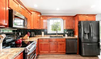 1007 Pembrooke Dr, Bardstown, KY 40004