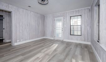 4418 Richard St, Moss Point, MS 39563