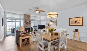 2614 LAKE St, Algoma, WI 54201