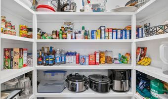 40 Haley Rd, Arundel, ME 04046