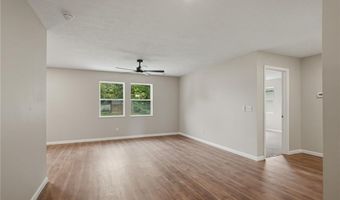 230 North St, Austin, IN 47102