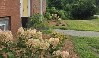 108 E Main St 10, Ayer, MA 01432