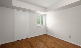 8908 BATTERY Pl #5, Bethesda, MD 20814