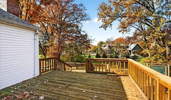 501 Nottingham Dr, Ballwin, MO 63011