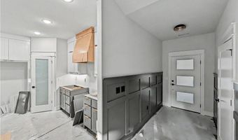 4 Constance Cir, Bella Vista, AR 72714