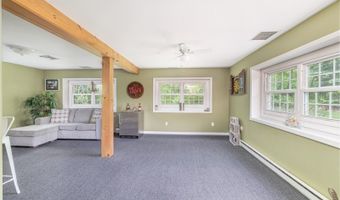 5 Emerald Dr, Alloway, NJ 07422