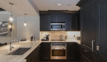 130 Daybreak Rdg HS640, Avon, CO 81620