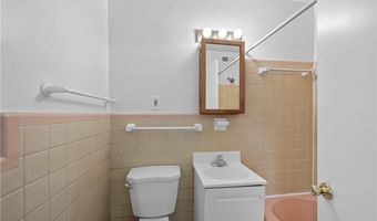 11 Peachtree Hills Avenue NE B5, Atlanta, GA 30305