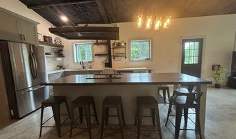 227 Lake Bluff Rd, Baxter, TN 38544