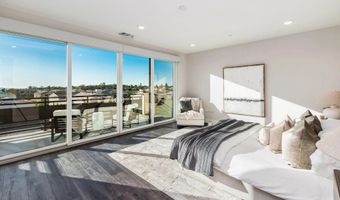 13722 Canyon Loop Trl, San Diego, CA 92130