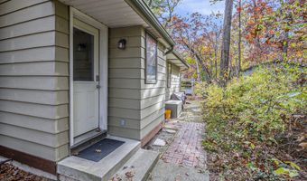 7362 30th St SE, Ada, MI 49301