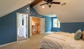 4401 Town And Country Dr, Charlotte, NC 28226