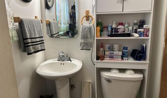 906 Linn St, Atlantic, IA 50022