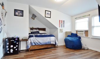 31 AVENUE B, Bayonne, NJ 07002