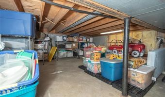364 E 1600 Rd, Baldwin City, KS 66006