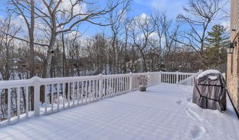 1091 Green Rd, Ann Arbor, MI 48105