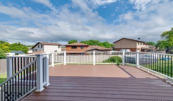1233 N Hickory Trl, Addison, IL 60101
