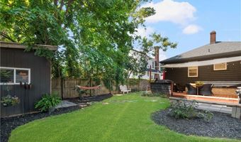 14 Elinora St, East Providence, RI 02915