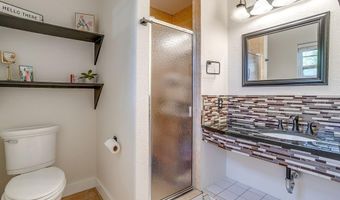 203 E 7th St, Weatherford, TX 76086