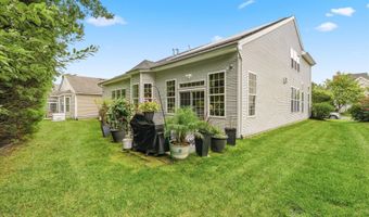 8 Meadowbrook Aly, Barnegat, NJ 08005