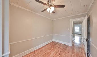 30 S Muhlenberg St, Allentown, PA 18104
