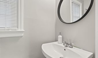 55 Robbins Ave, Amityville, NY 11701