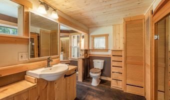 527 Aspen Dr, Bonners Ferry, ID 83805