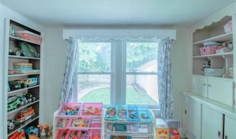 706 Crestview Ave, Akron, OH 44320