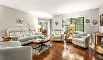 32 Harlow Dr, Bella Vista, AR 72715