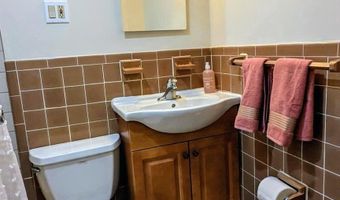 10320 WESTLAKE Dr E301, Bethesda, MD 20817