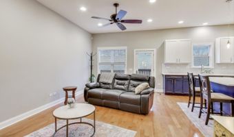 1506 W NORTHWEST Hwy, Arlington Heights, IL 60004