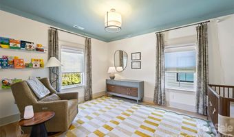3224 E Ford Rd, Charlotte, NC 28205