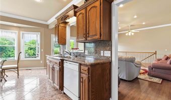 136 Riverview Dr, Anderson, MO 64831