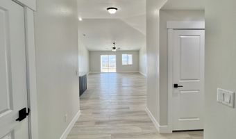 1711 Opal Dr, Elko, NV 89801