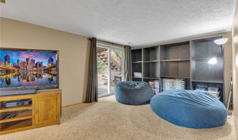 101 Paula Dr, Aliquippa, PA 15001