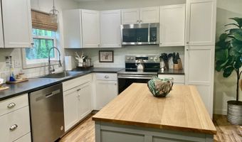 23610 E GUMJUWAC Rd, Brightwood, OR 97011
