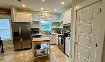 174 Sawyer Ln, Apalachicola, FL 32320