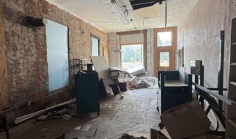 75 S Main St, Andrews, IN 46702
