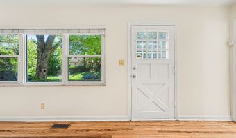 93 N Harding Rd, Columbus, OH 43209
