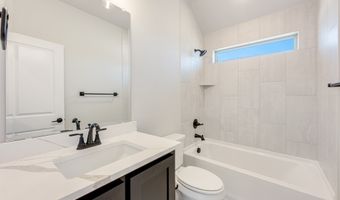 1025 Raptor Rd, Alvarado, TX 76009