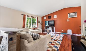 825 Valley Dr, Amherst, OH 44001
