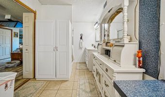 7424 Dulce Rd, Carlsbad, NM 88220