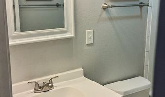 129 W Cline St, Aurora, MO 65605