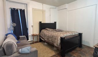 822 N 5TH St, Reading, PA 19601