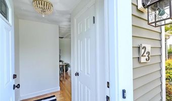 23 Robert Cir, Cranston, RI 02905