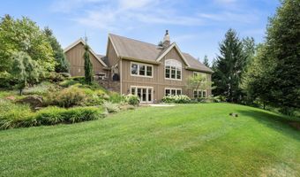 5575 Sanctuary Dr NE, Ada, MI 49301